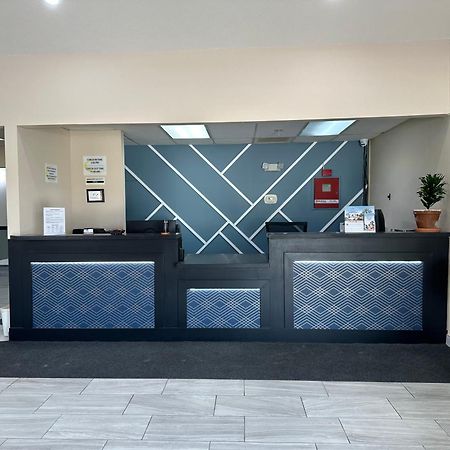 Super 8 By Wyndham Grand Island Hotell Exteriör bild